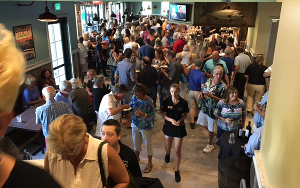 Doc Fords Rum Bar crowd
